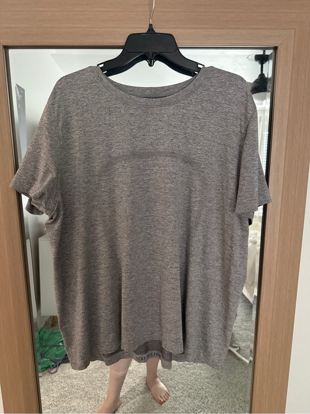 Lululemon swiftly relaxed workout top